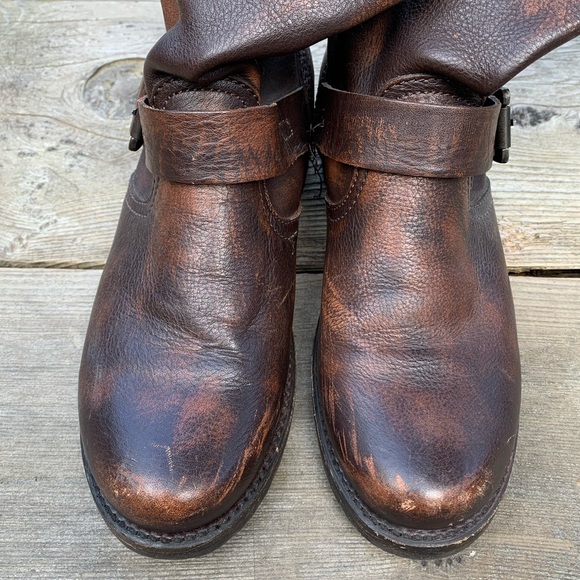 Frye slouchy brown distressed leather pullon boots - Picture 4 of 14